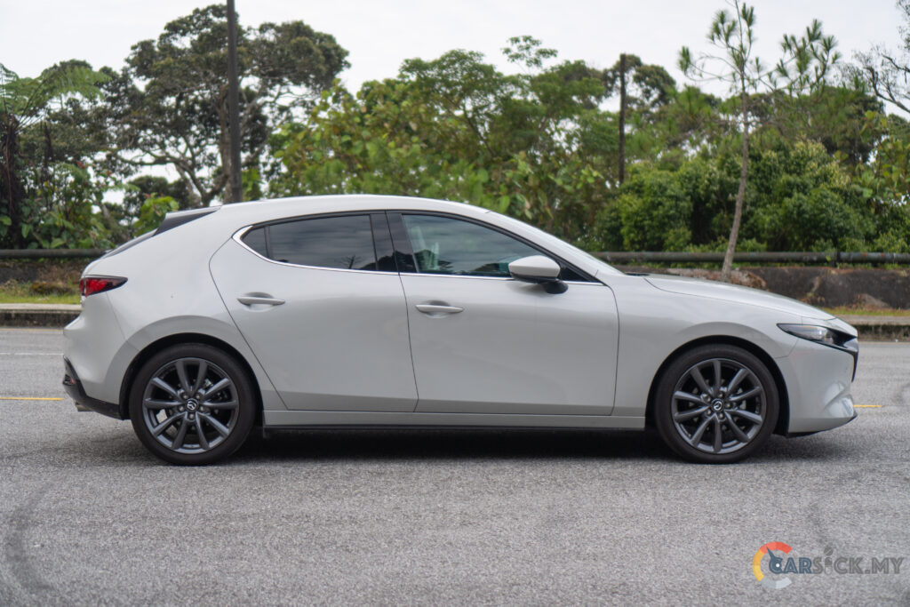 Mazda 3 2.0L High+ Liftback – It Handles Better Than The Sedan – CarSick.my